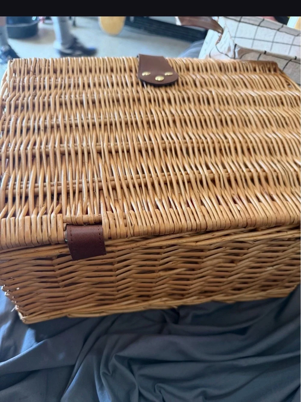 Picnic basket plaid red and white vintage